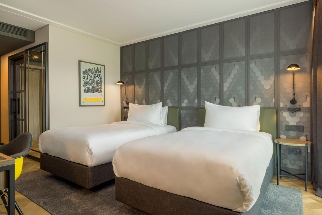 Four Points By Sheraton Budapest Danube Exteriör bild
